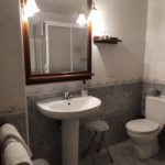 Country house  - Can Genis - Bathroom - peralada - empordaturisme