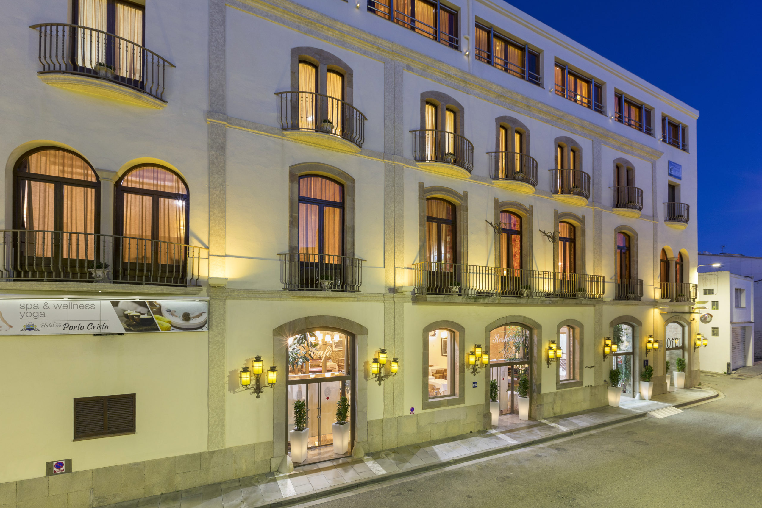 Hotel - Porto Cristo - Port de la Selva - Empordaturisme