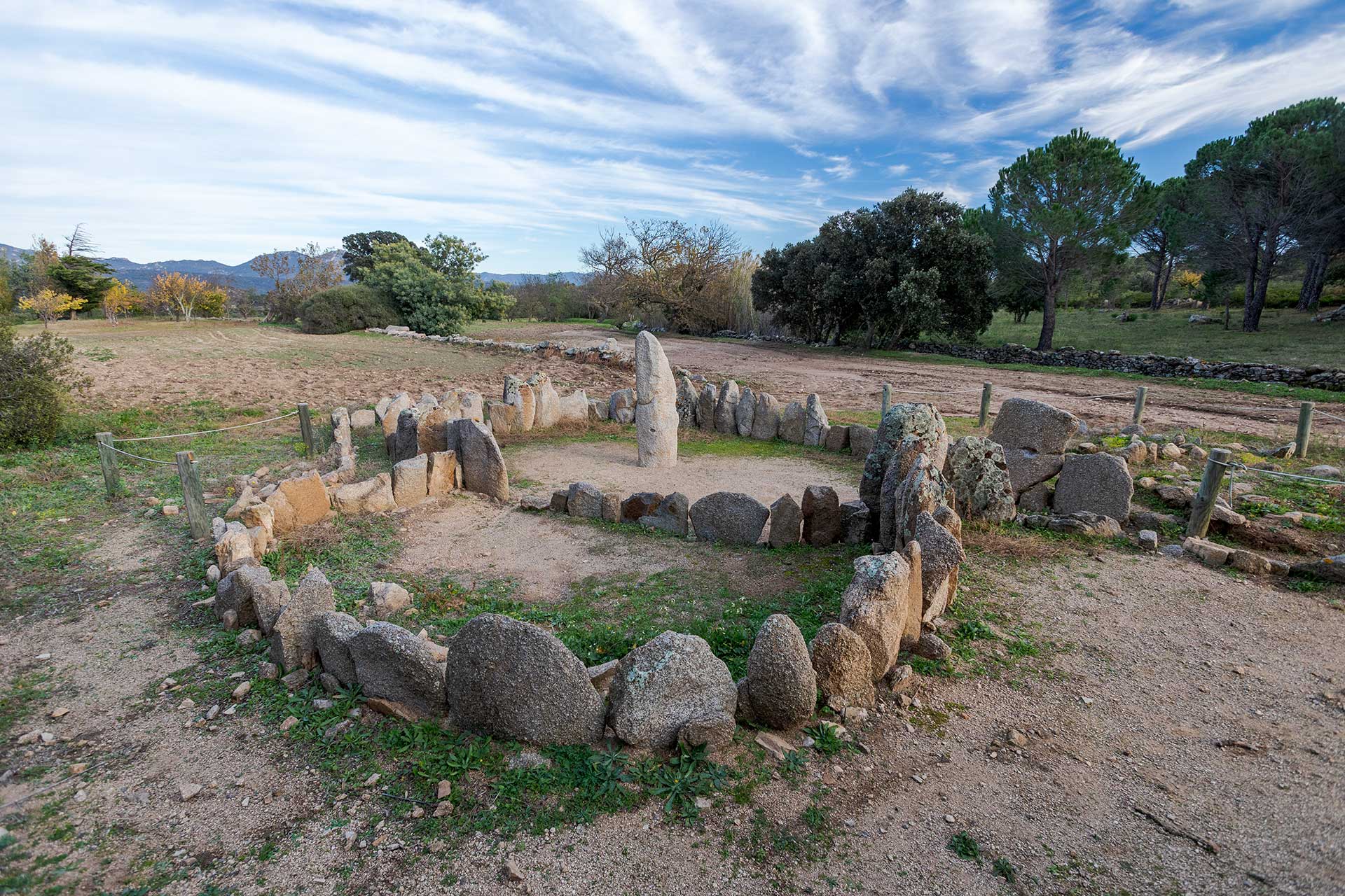 Patrimoni - La-Jonquera-Dolmens-i-Cromlec-Mas-Baleta-empordaturisme