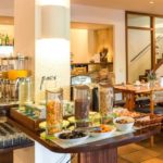 Breakfast - blau mar hotel - cadaques - empordaturisme
